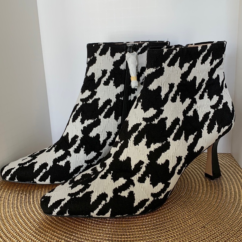 NEW Louise et Cie ‘Lenci’ Bootie Black White Houndstooth 9